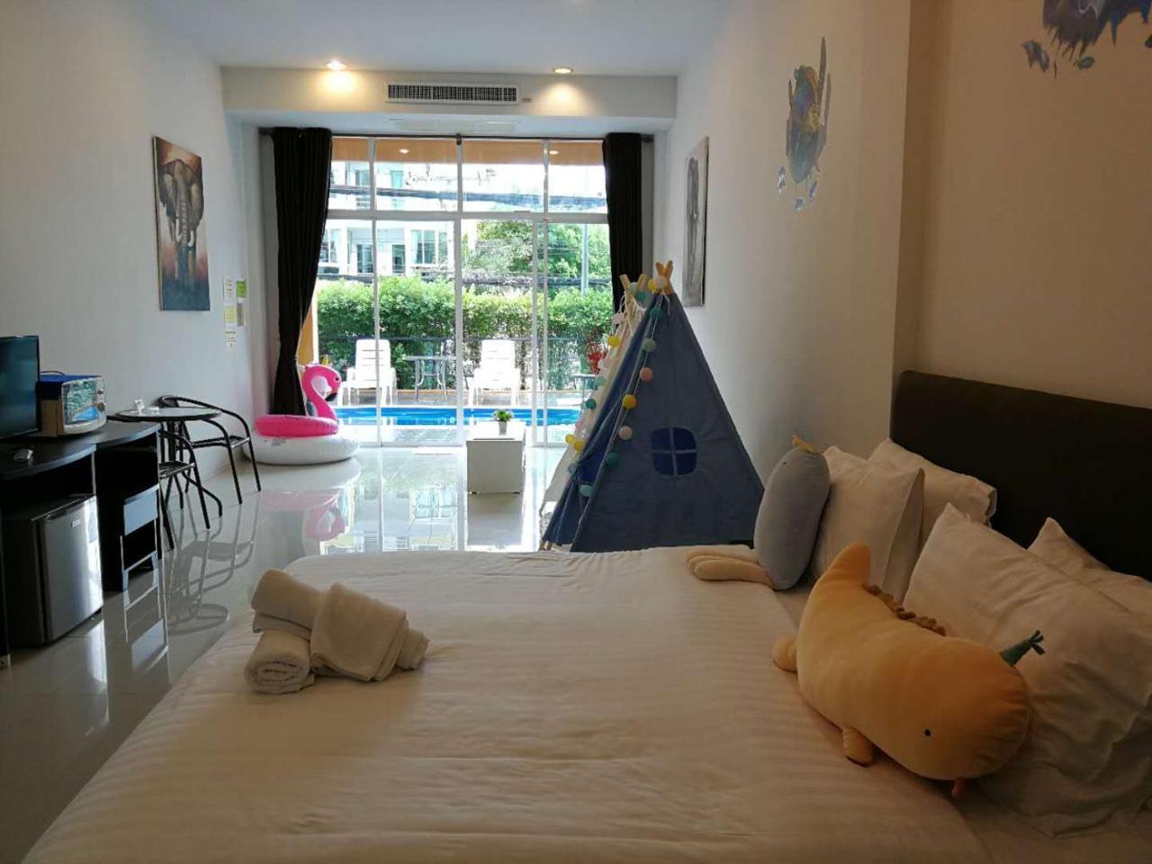 Only Blue Hotel Patong Bagian luar foto